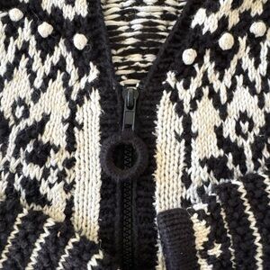 Elana Carello Women’s Knit Hoodie Sweater Jacket Black White Size M Boho Zip